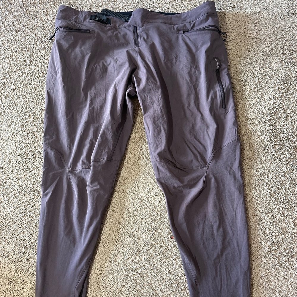 Specialized Trail Pants MTB Mens Size 42 Cycle Mountain Bike Belted Vented